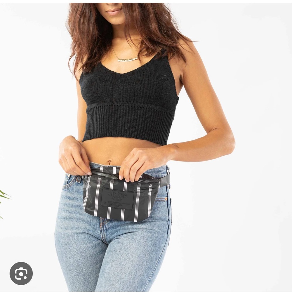 Aloha Collection mini hip pack in Charter